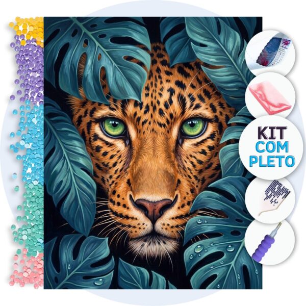 Leopardo Entre Folhagens